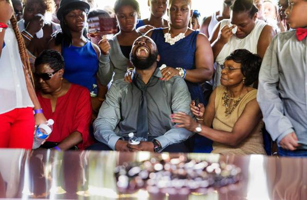 RT @TIME: Se 20 key moments from Ferguson. Photo:…
