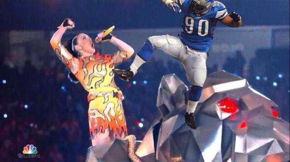 RT @DontCallMeShan: I’m crying ðŸ˜­ RT @504jweezy: ðŸ’€ðŸ’€…