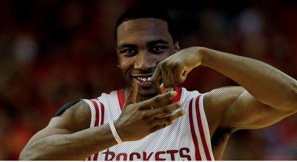 RT @NBAWorld10: @LILBTHEBASEDGOD  @HoustonRockets…